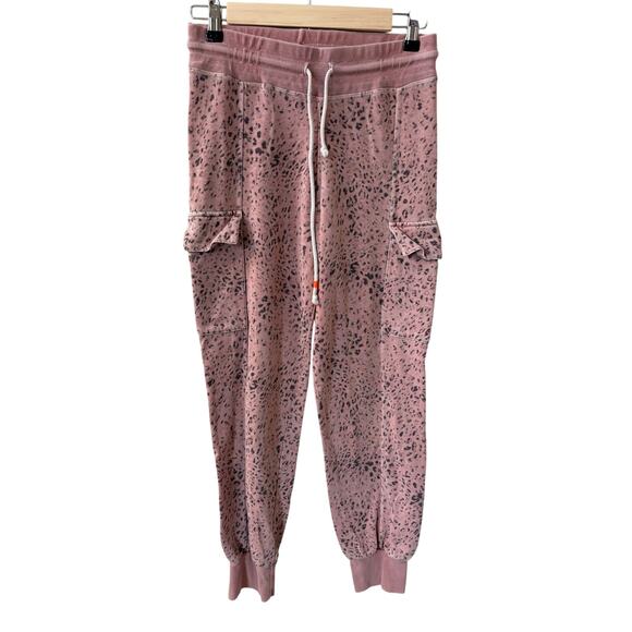Anthropologie Sundry Sz 1 S Pink Pigment‎ Brick Leopard Cargo Sweatpant Joggers - Picture 1 of 6